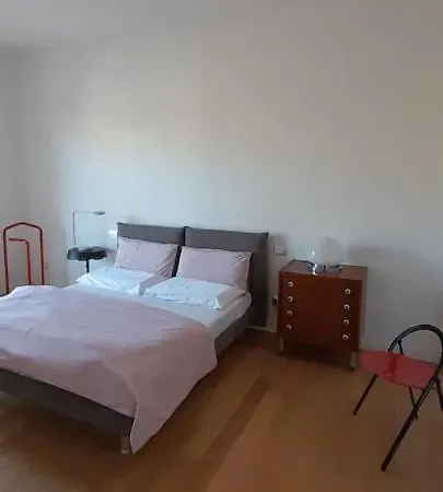 Апартаменти Goito Gallery *