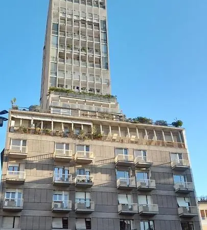 Goito Gallery Apartment